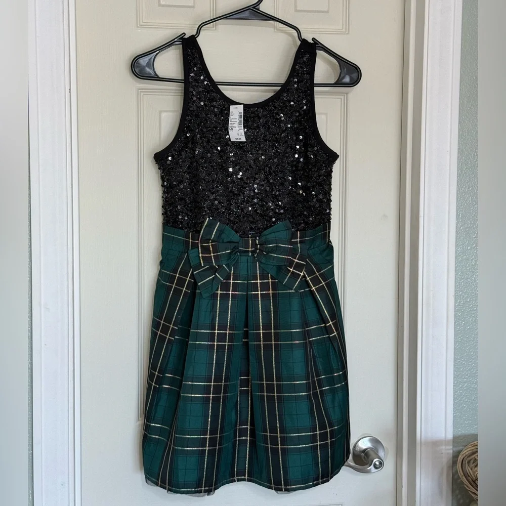 NWT The Children’s Place Girl’s Large size 10/12 Sequined Plaid Dress with Bow